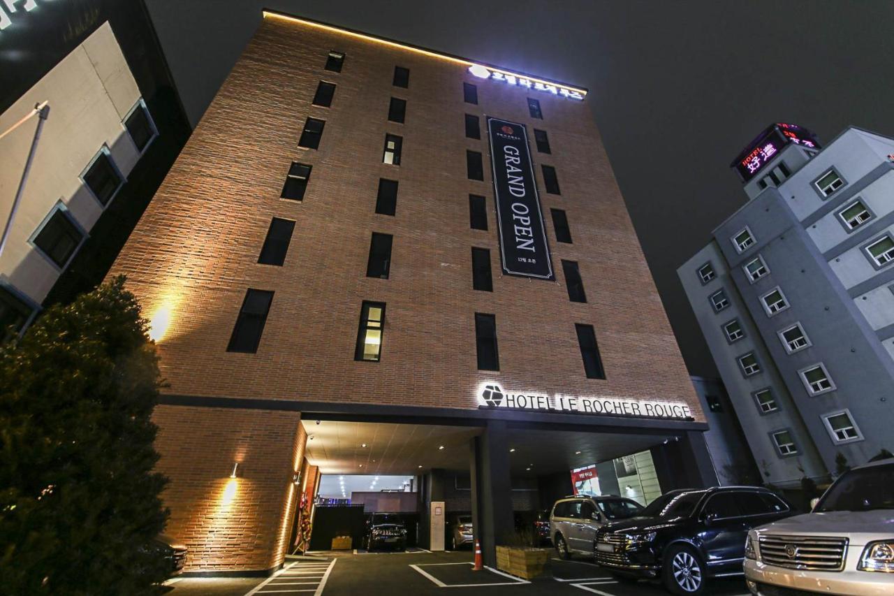 Lerocherrouge Hotel Chuncheon Exterior foto